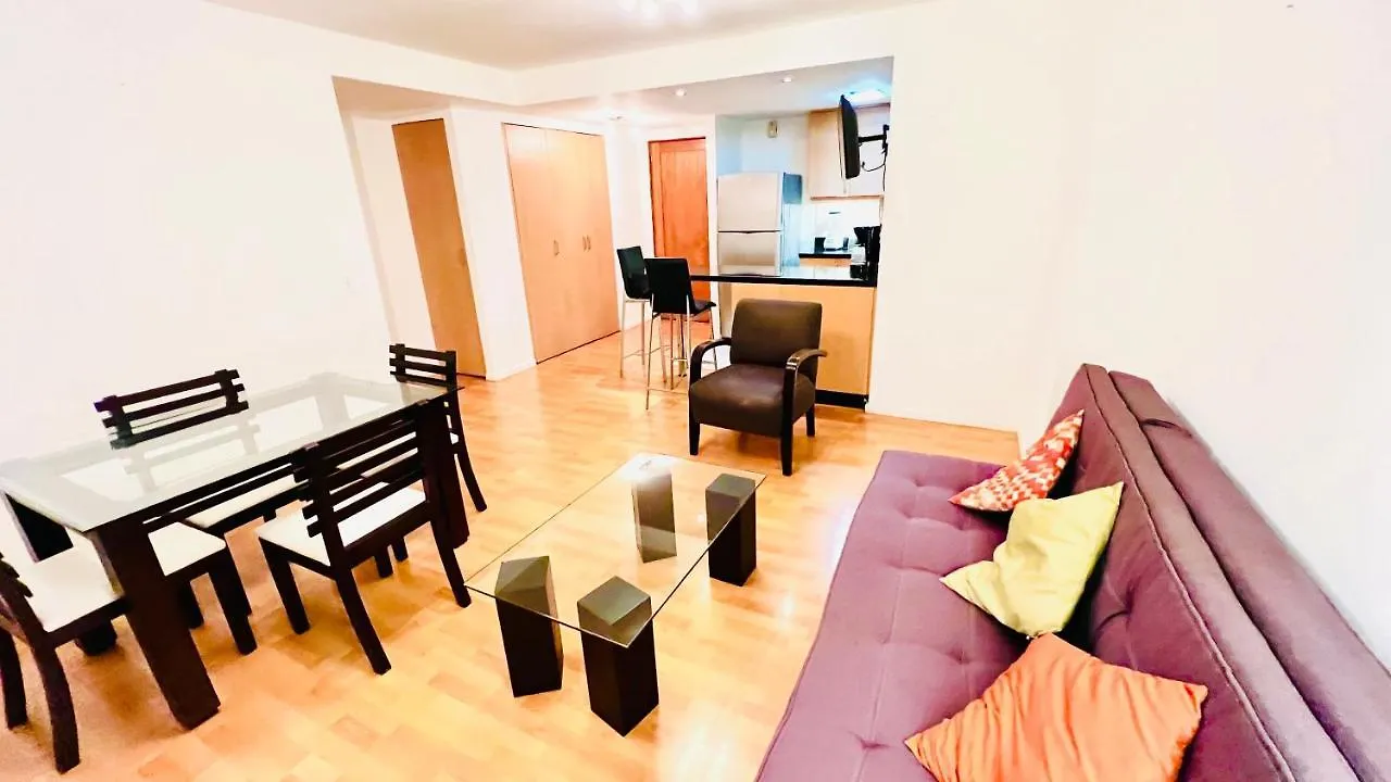 Suite Frente Al Quicentro Shopping Vista Frontal Piso Alto Diagonal Al Hotel Sheraton Quito