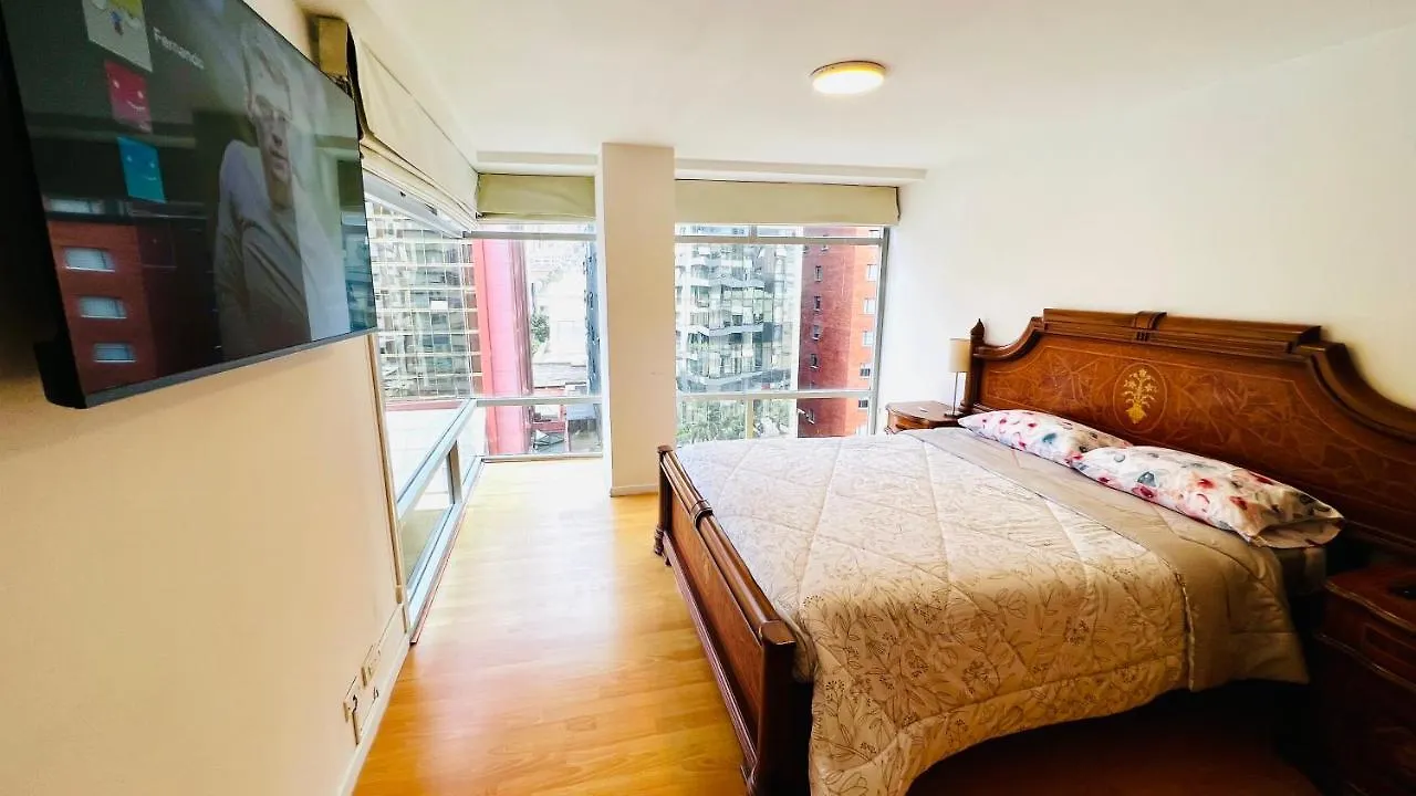 Suite Frente Al Quicentro Shopping Vista Frontal Piso Alto Diagonal Al Hotel Sheraton Quito